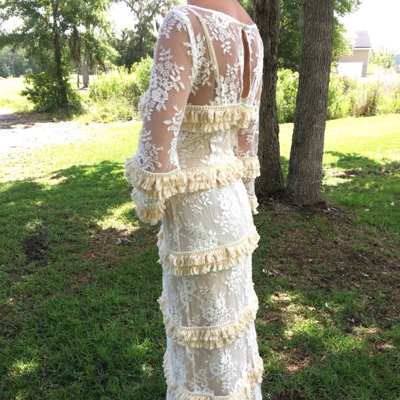 BHLDN Layered Cream Lace Wedding Gown - Picture 4 of 8